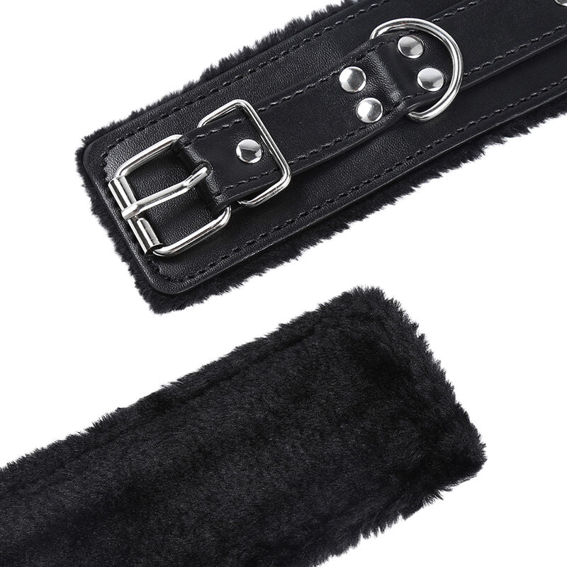 OHMAMA FETISH - FUR LINED WRIST CLIP
