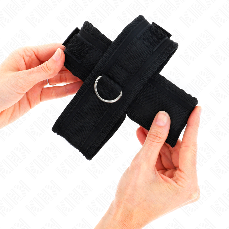 KINK - BLACK CROSS CUFFS 34 X 5.5 CM